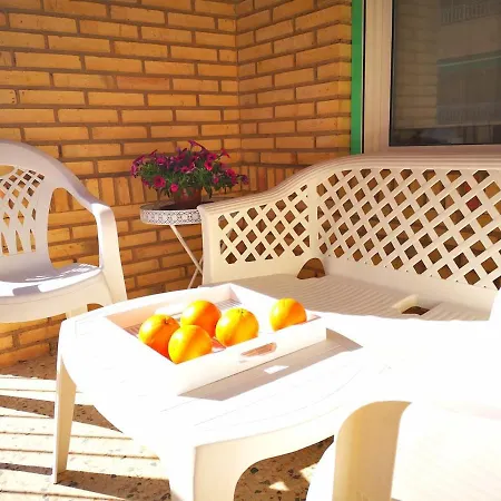 3 Bedroom 150 M From The Lägenhet Torrevieja