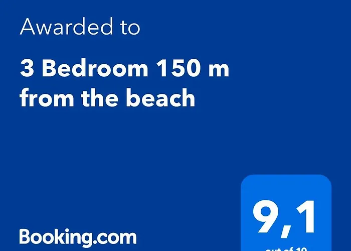 3 Bedroom 150 M From The *